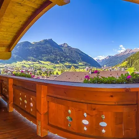 招待所 Haus Sonnenseit'n 施图拜河谷新施蒂夫特